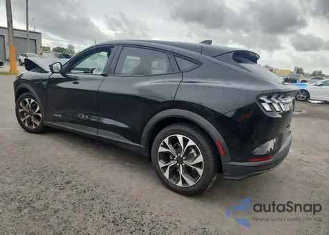 2024 Ford Mustang Mach-E Select z USA, uszkodzony, nr VIN 3FMTK1R40RMA46341